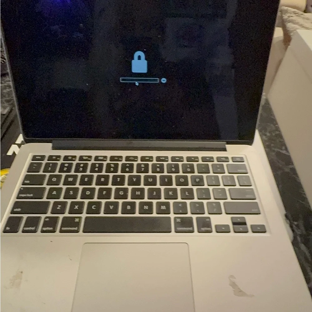 Apple MacBook - Silver and Black